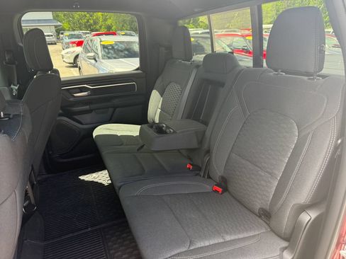 Used 2025 RAM 1500 Big Horn AWD/4WD image 38