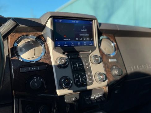 Used 2015 Ford F350 Platinum w/ FX4 Off-Road Package image 13