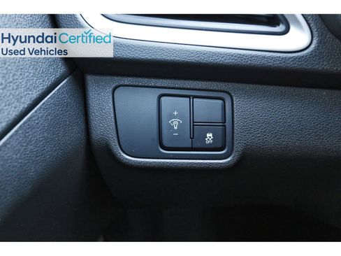 Certified 2022 Hyundai Accent SE FWD image 22
