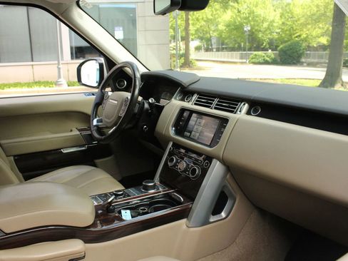 Used 2014 Land Rover Range Rover AWD/4WD image 26