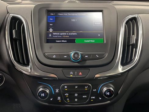 Used 2024 Chevrolet Equinox LT image 31