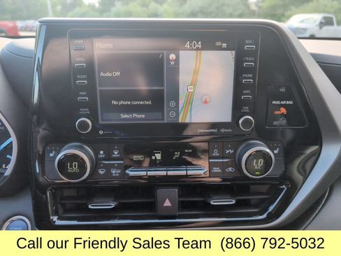 Certified 2020 Toyota Highlander XLE AWD/4WD image 20