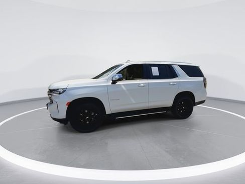 Used 2024 Chevrolet Tahoe Premier w/ Premium Package 2 AWD/4WD image 6