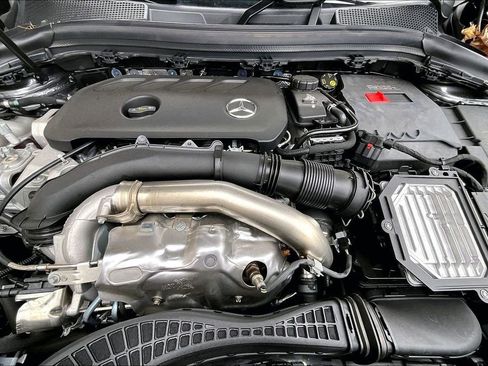 Used 2026 Mercedes-Benz GLA 250 4MATIC image 9