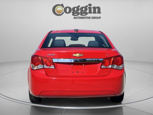Used 2016 Chevrolet Cruze LT image 6