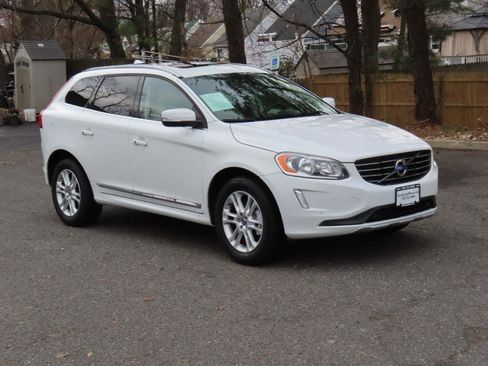 Used 2015 Volvo XC60 T5 image 20