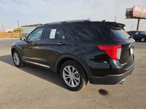 Used 2024 Ford Explorer Limited image 4