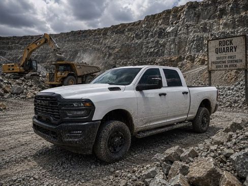 New 2026 RAM 2500 Tradesman AWD/4WD image 1