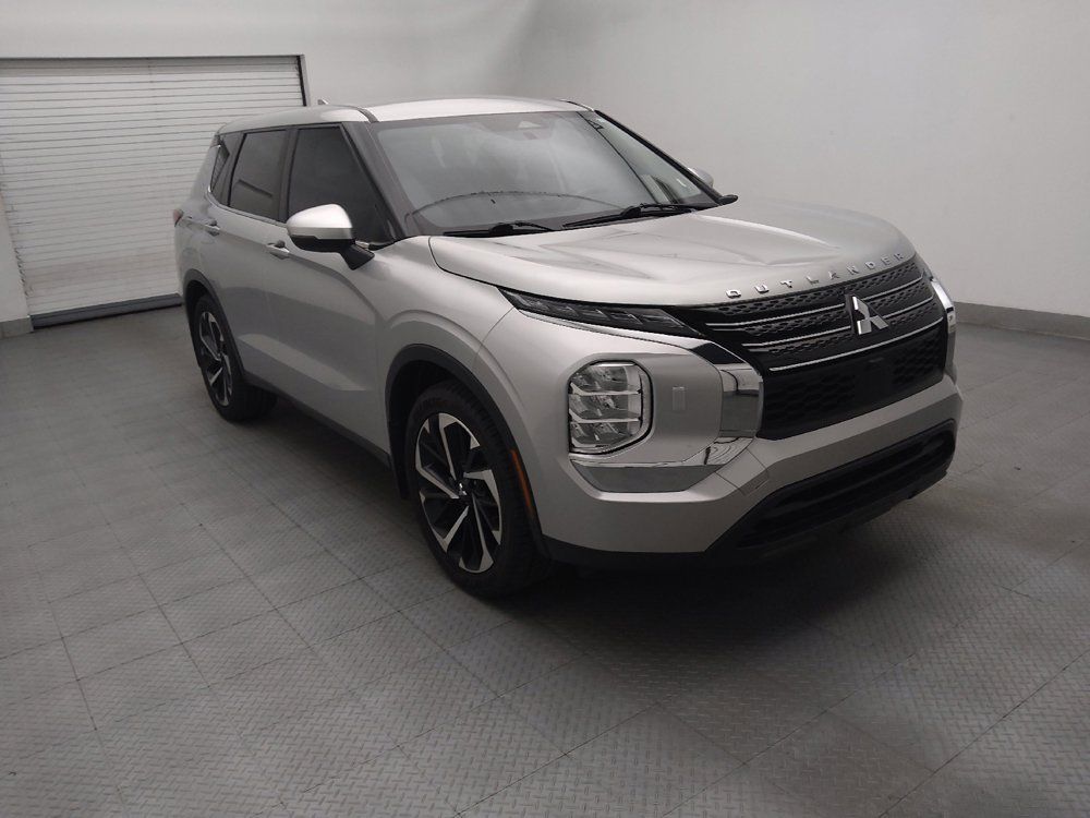 Used 2022 Mitsubishi Outlander ES AWD/4WD image 13