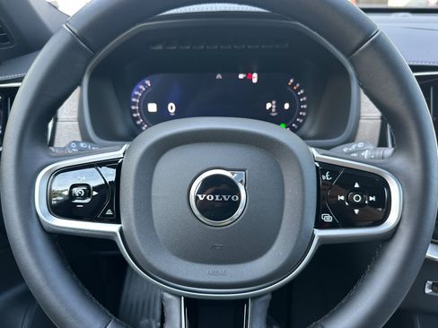 Certified 2026 Volvo XC90 B5 Core AWD/4WD image 29