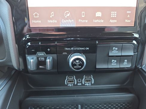 New 2026 RAM 1500 Big Horn AWD/4WD image 33