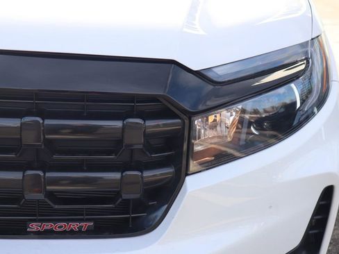 Used 2024 Honda Ridgeline Sport image 12