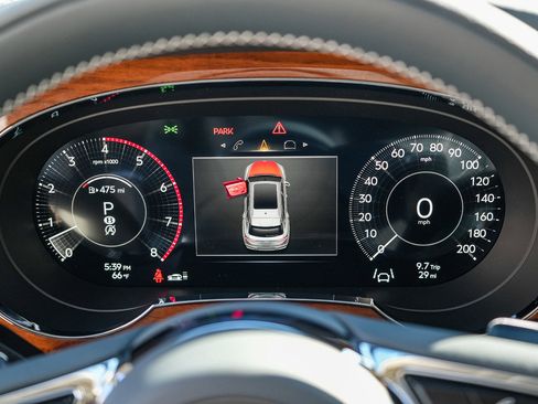 New 2026 Bentley Bentayga AWD/4WD image 26