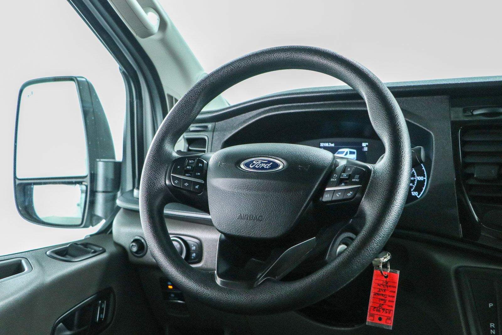 Used 2025 Ford Transit 350 XLT RWD image 12