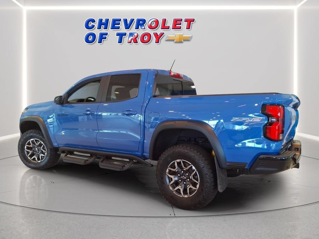 New 2026 Chevrolet Colorado ZR2 w/ Off-Road Front Bumper Package AWD/4WD image 6