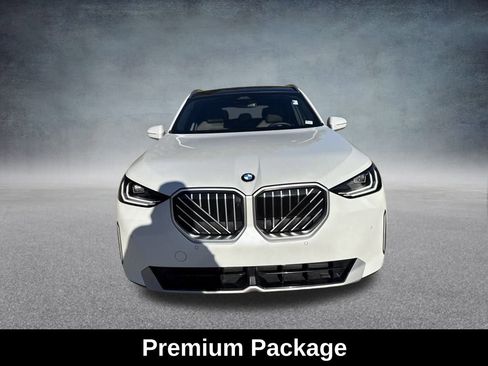 Used 2025 BMW X3 xDrive30i w/ Premium Package image 10