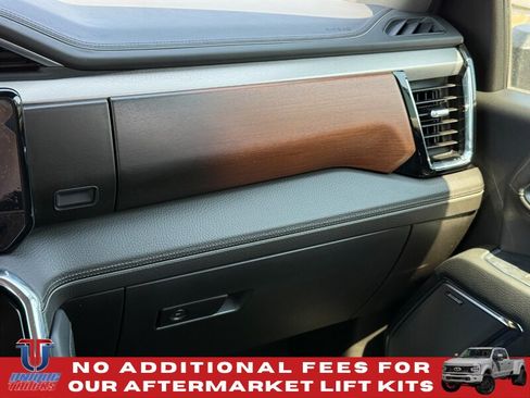 Used 2024 GMC Sierra 2500 Denali w/ Denali Reserve Package AWD/4WD image 37
