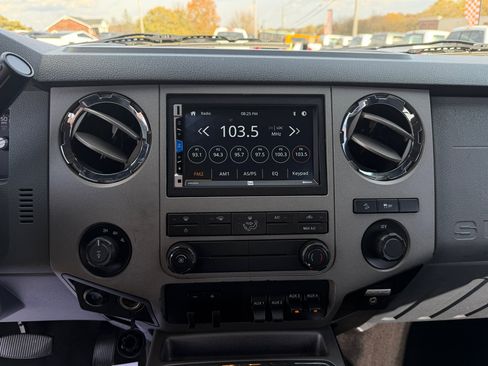 Used 2016 Ford F250 XLT w/ XLT Premium Package image 15