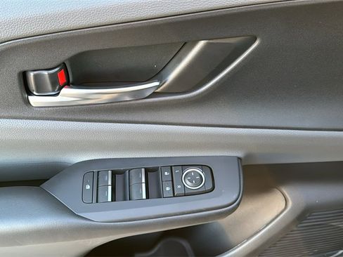 New 2026 Toyota Prius XLE image 13