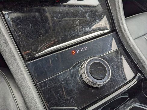 Used 2022 Jeep Grand Cherokee Limited image 33