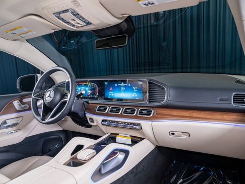 New 2026 Mercedes-Benz GLE 450 4MATIC Coupe image 4