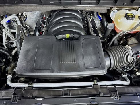 Used 2025 Chevrolet Silverado 1500 LT AWD/4WD image 30