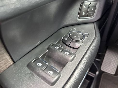Used 2019 Ford Expedition Limited w/ Equipment Group 301A RWD image 27