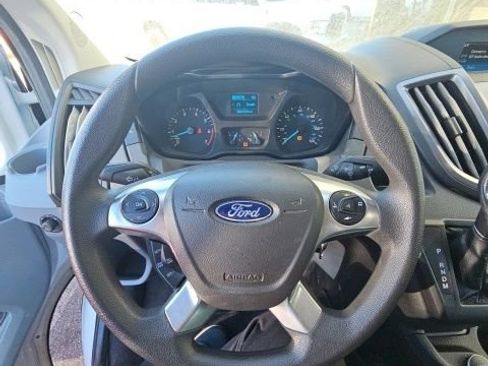 Used 2018 Ford Transit 350 XLT RWD image 12