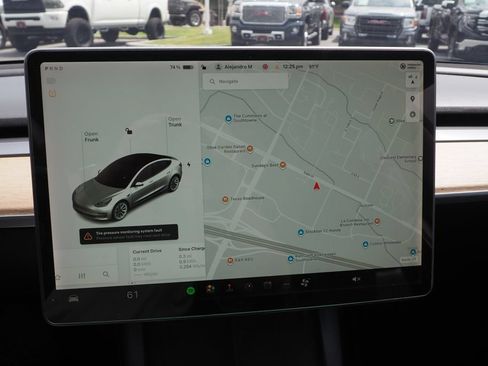 Used 2022 Tesla Model 3 Long Range AWD/4WD image 24