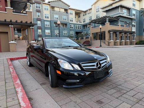 Used 2013 Mercedes-Benz E 550 Cabriolet image 15