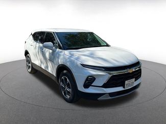 Used 2025 Chevrolet Blazer LT video 1