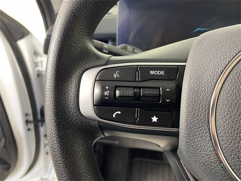 Certified 2025 Kia K5 LXS image 11