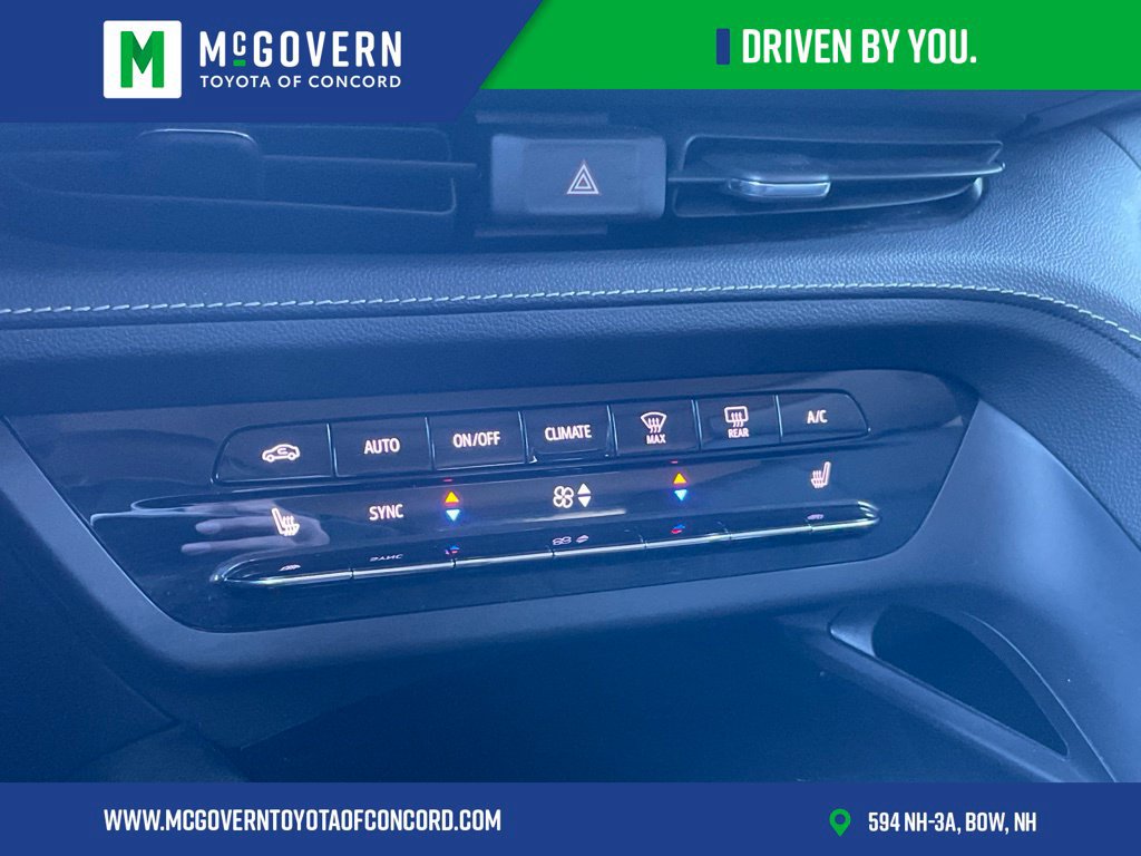 Used 2021 Buick Envision Essence AWD/4WD image 33