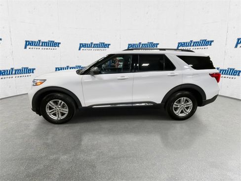 Used 2023 Ford Explorer XLT image 6