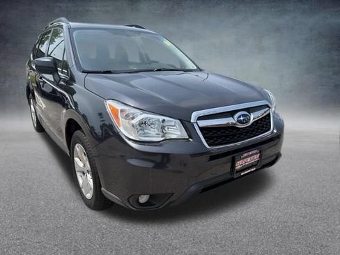 Used 2016 Subaru Forester 2.5i Limited AWD/4WD image 4