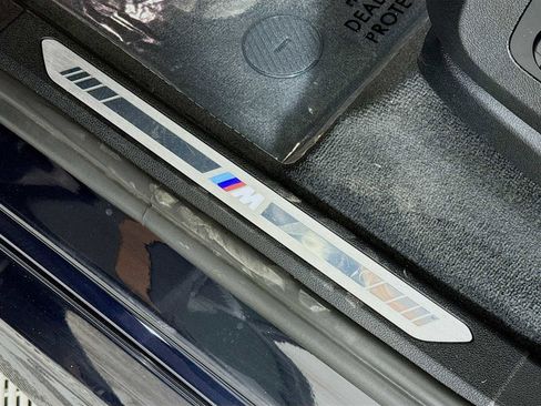 Used 2022 BMW X5 xDrive40i w/ M Sport Package image 10