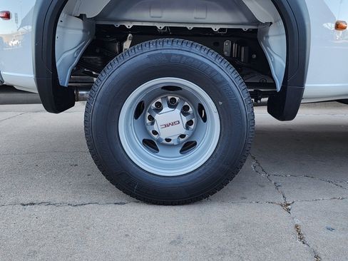 New 2026 GMC Sierra 3500 Pro w/ Convenience Package image 50