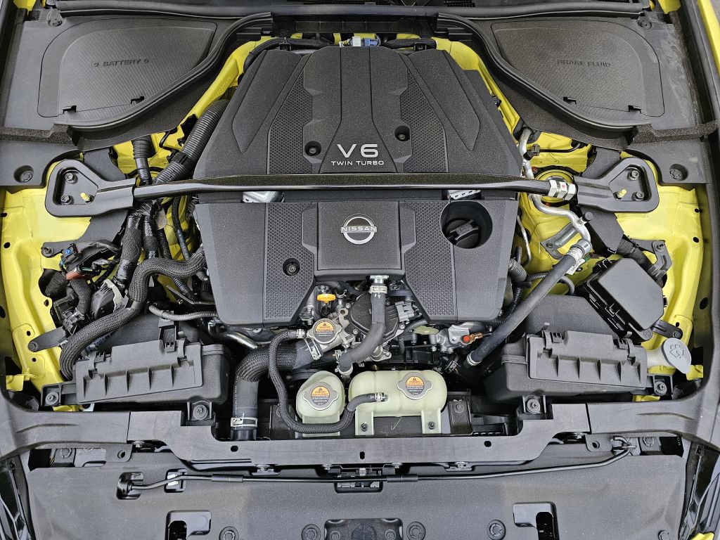 Used 2023 Nissan Z w/ Floor Mat Package (L93) RWD image 16