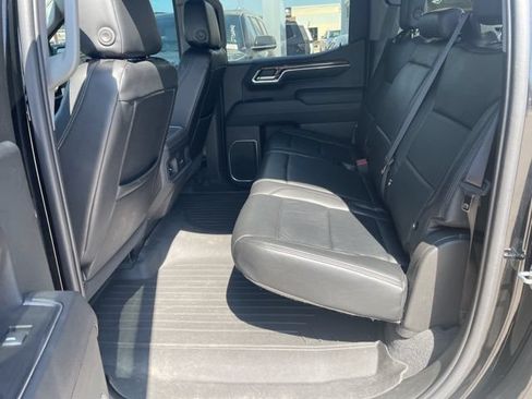 Used 2023 Chevrolet Silverado 1500 RST AWD/4WD image 7