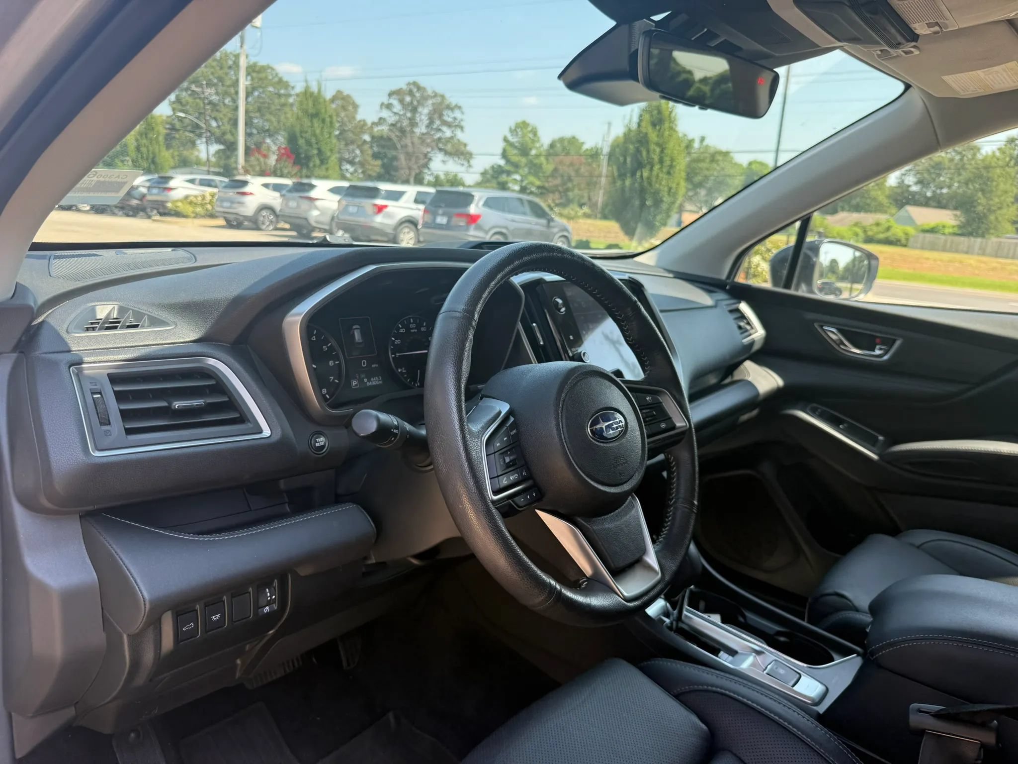 Used 2024 Subaru Ascent Limited AWD/4WD image 7