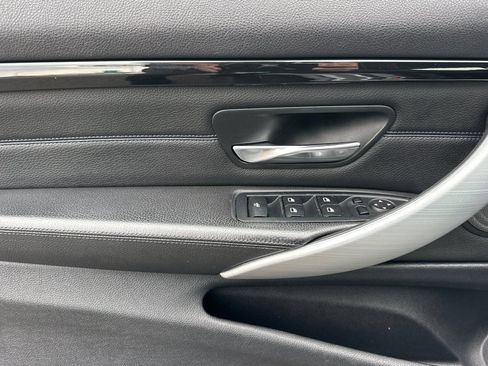 Used 2015 BMW 428i Convertible RWD image 10