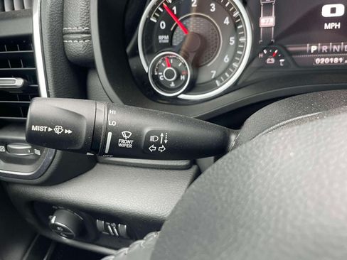 Used 2023 RAM 1500 Laramie AWD/4WD image 25