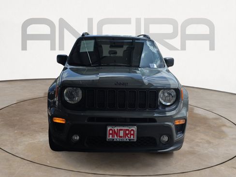 Used 2021 Jeep Renegade Latitude AWD/4WD image 3