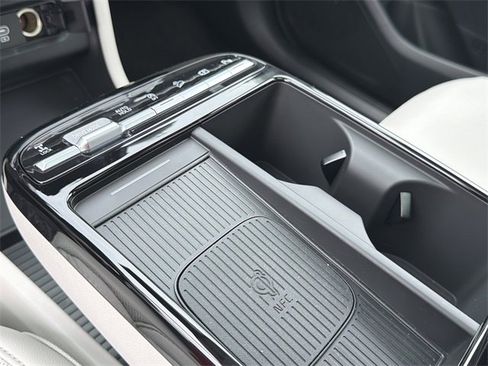 New 2026 Hyundai Tucson Limited image 32