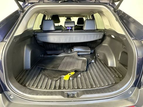Used 2025 Toyota RAV4 XLE Premium AWD/4WD image 27