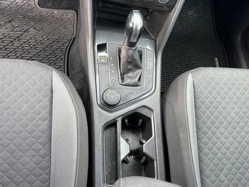 Used 2021 Volkswagen Tiguan S image 20