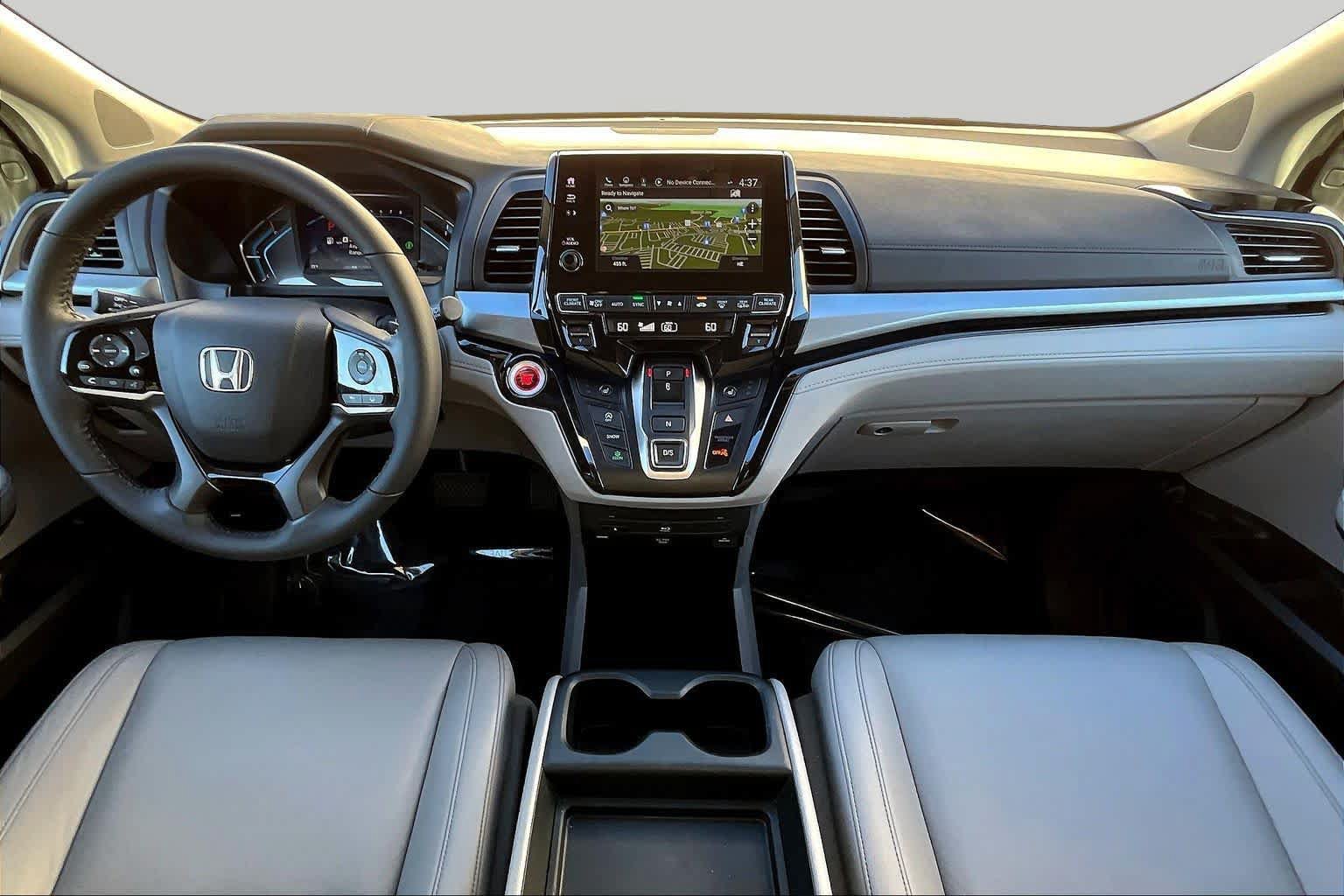Used 2024 Honda Odyssey Touring image 16