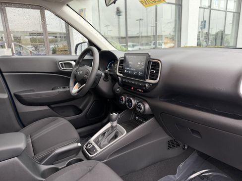 New 2026 Hyundai Venue SEL image 21