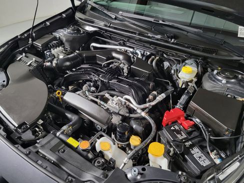 Certified 2025 Subaru Outback Premium image 10