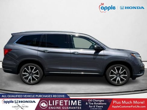 Used 2019 Honda Pilot Touring image 3